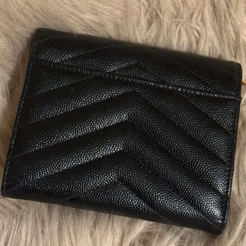 YSL cassandre matelasse compact trifold wallet black gold - Picture 2 of 7